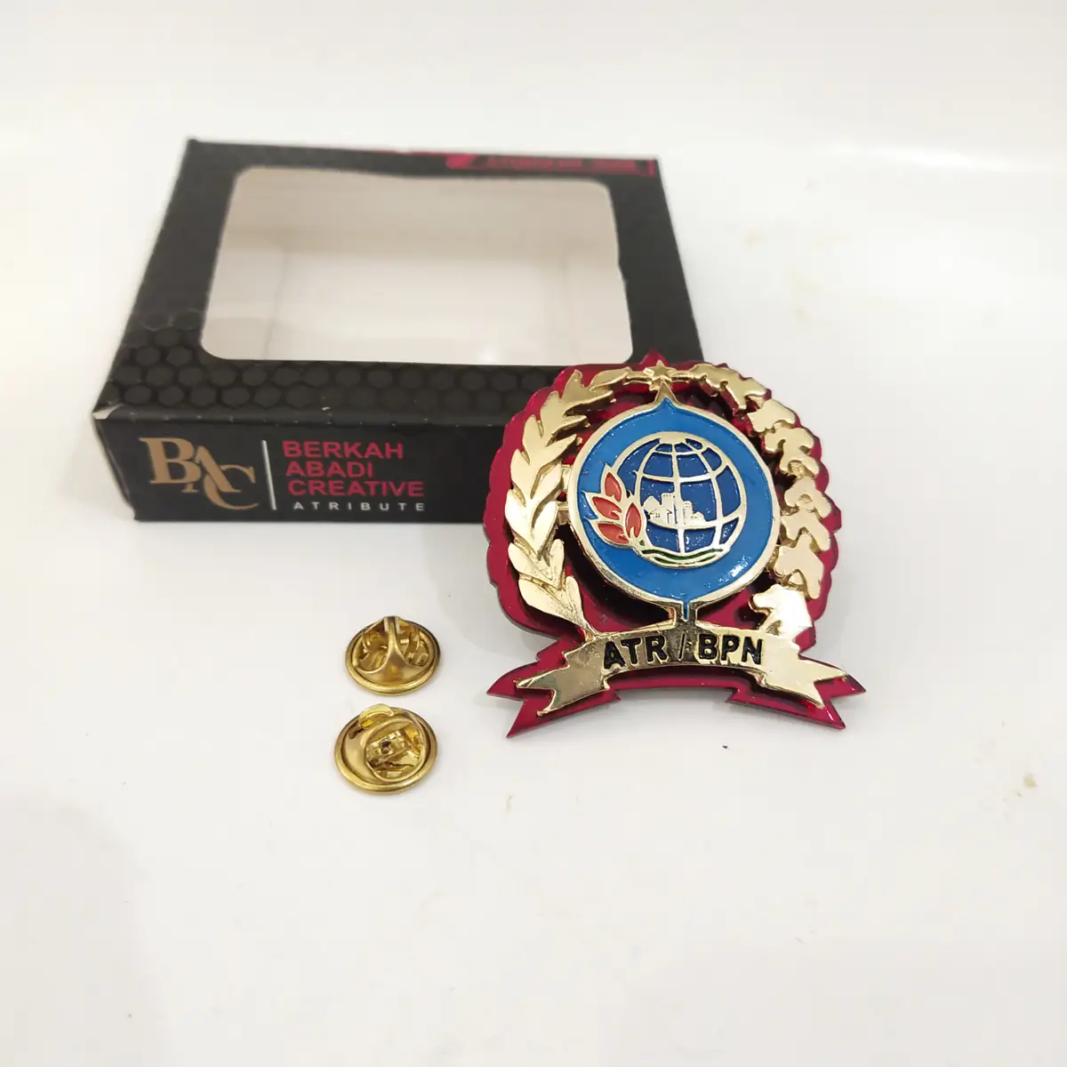 Foto Pin BPN Cat Biru