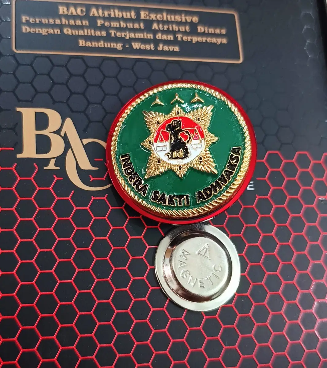 Foto Pin Jaksa Intel Wayang