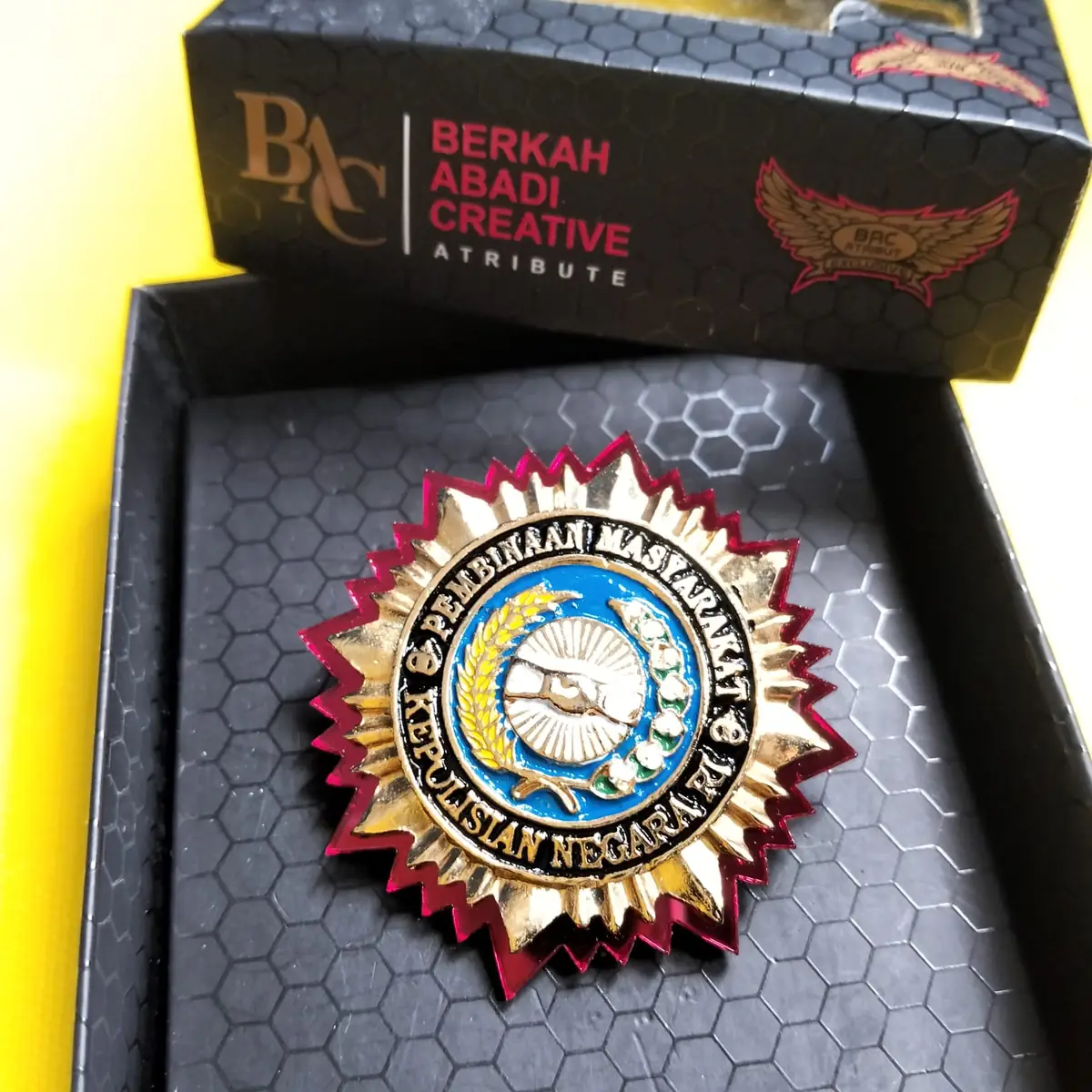 Foto Pin Binmas